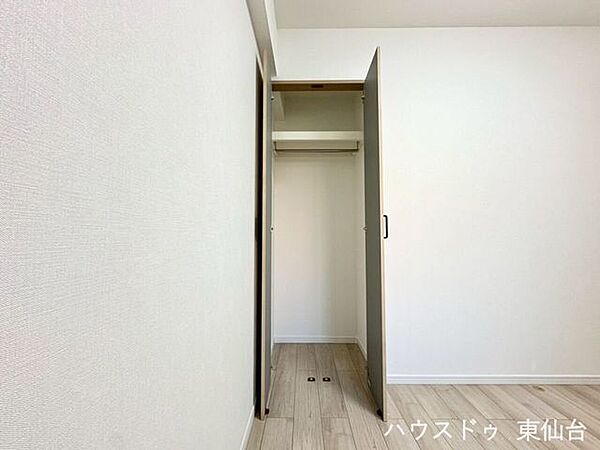 シンプルな美しさと機能性を兼ね備えた、スマート収納