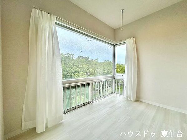 景観を活かした3.1帖のサンルームです♪