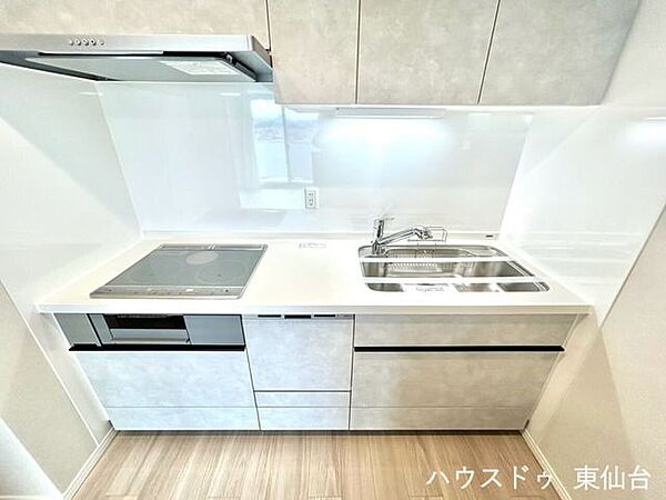 暮らしの相棒ビルトイン食洗器♪IHクッキングヒーターで肝心のお片付けもパパっと完了です♪