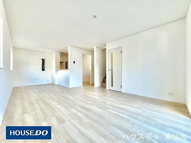 リビングダイニングキッチンは広々16.2帖!