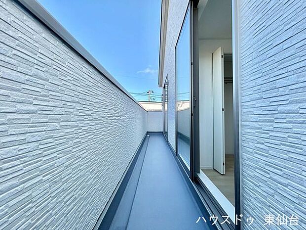 晴れた日は洗濯物がたくさん干せそうですね!