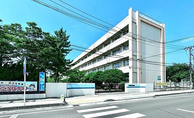 城南小学校 1040m