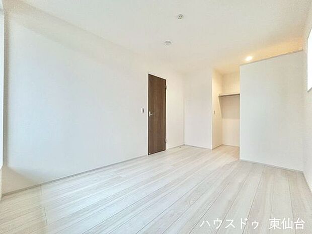 WICクローゼット付き・家具の配置がしやすい形でインテリアも自由自在です◎
