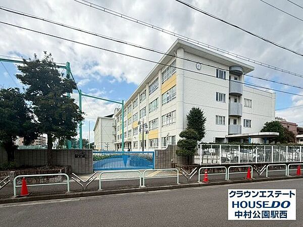 名古屋市立庄内小学校 620m