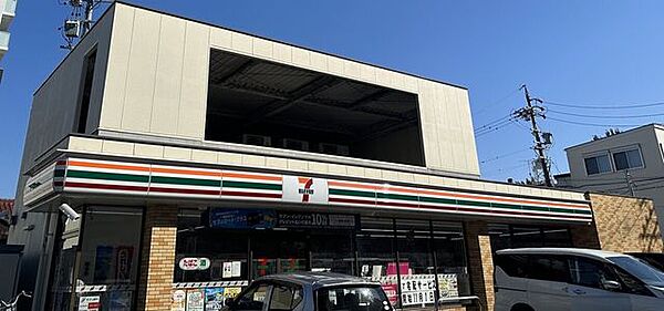 セブンイレブン名古屋稲葉地店 660m