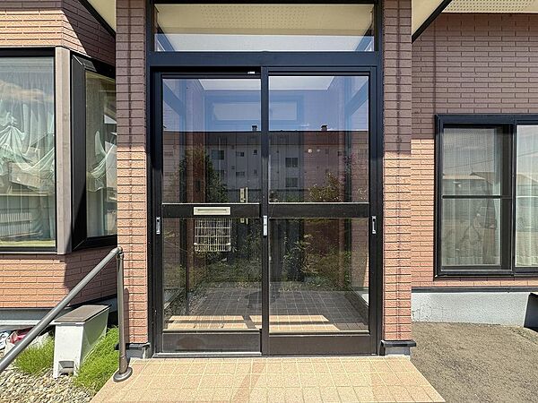 detached 北海道河東郡音更町共栄台東１０丁目4-17
地図を見る