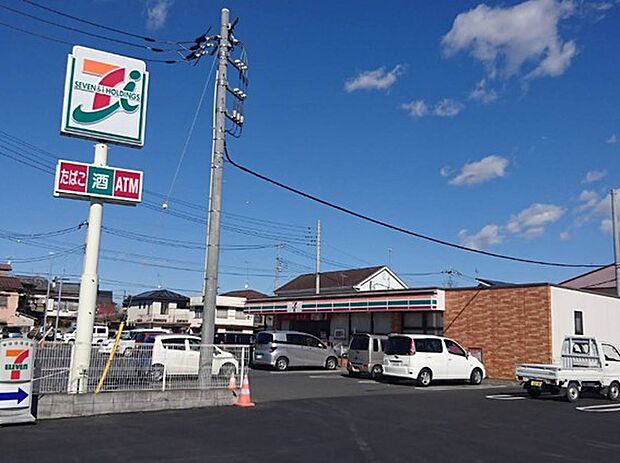 セブンイレブン友部八雲店（570m）
