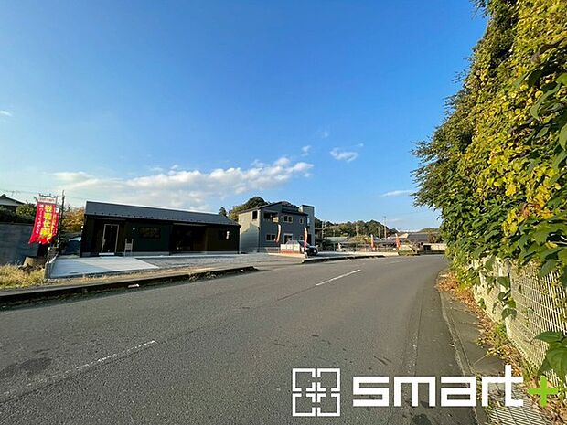 〜周辺環境もご案内いたします〜 ・建物自体ももちろん大切ですが、暮らしていく上でとても大切な周辺環境。 ・ご見学時に周辺環境も併せてご案内させていただきますので、お気軽にご相談ください。 