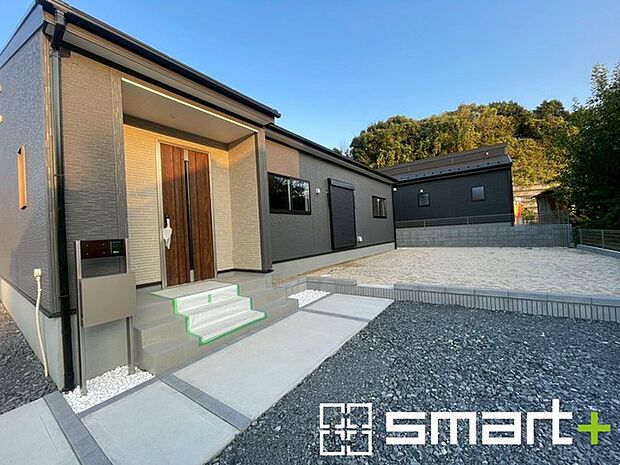 〜資金計画もお任せください〜 ・ご見学はもちろん、住宅ローンなど資金面のご相談だけでもお気軽にどうぞ。 ・プロのアドバイザーがお客様にとって最適なプランをご提案させていただきます。 