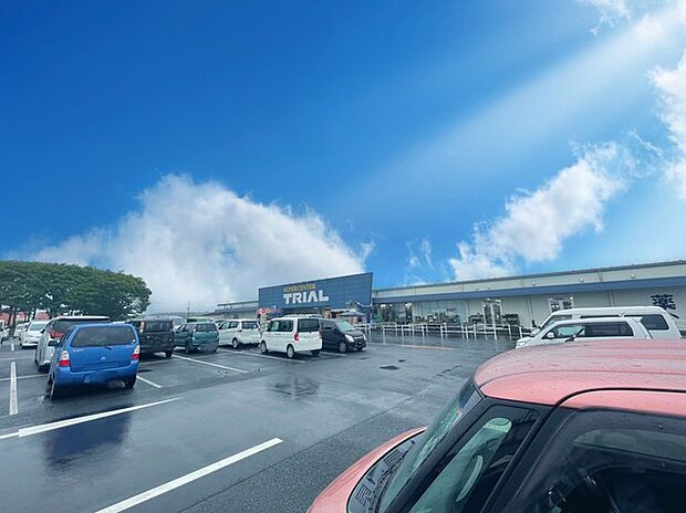 スーパーセンタートライアル笠間店(550m)
