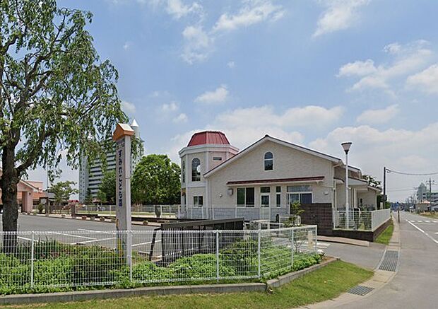 すみれこども園（700m）