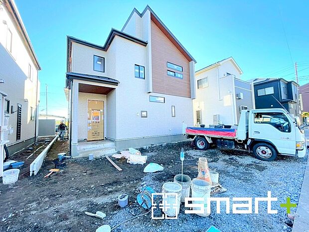 〜完成物件もご案内可能〜 ・ご案内時には実際の立地に加え、同メーカー・同仕様の完成物件もご案内可能です。 ・ぜひ現地と建物をご覧いただき、具体的にイメージしてみてくださいませ。