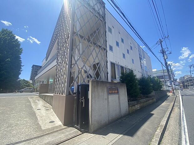 聖母幼稚園(3300m)