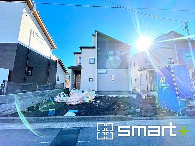 〜風にも強い強靭な建物〜 ・住宅性能評価において「耐風等級2」を取得。 ・大型の台風など暴風にも耐える、強靭な建物となっております。 