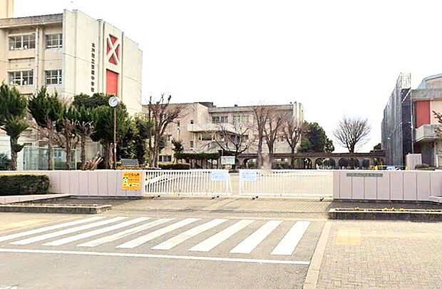 水戸市立笠原中学校(1700m)