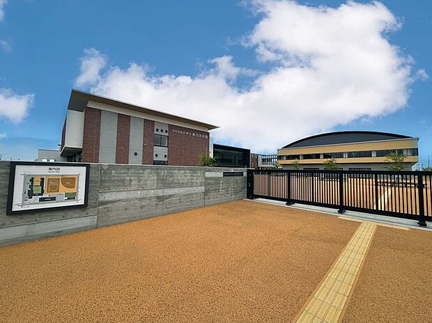 美乃浜学園義務教育学校(2100m)