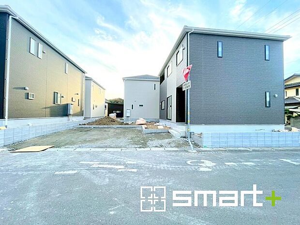 〜資金計画もお任せください〜 ・ご見学はもちろん、住宅ローンなど資金面のご相談だけでもお気軽にどうぞ。 ・プロのアドバイザーがお客様にとって最適なプランをご提案させていただきます。