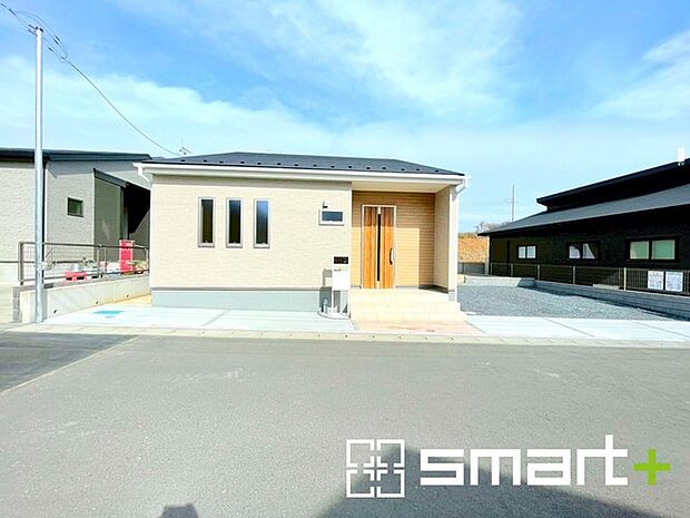 ~資金計画もお任せください~ ・ご見学はもちろん、住宅ローンなど資金面のご相談だけでもお気軽にどうぞ。 ・プロのアドバイザーがお客様にとって最適なプランをご提案させていただきます。