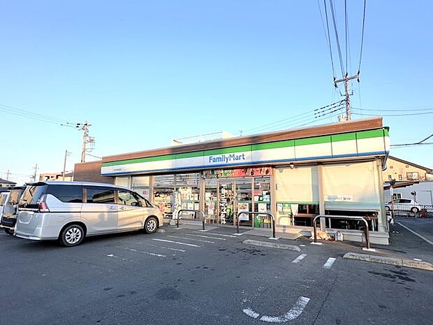 ファミリーマート水戸元吉田町店（650m）