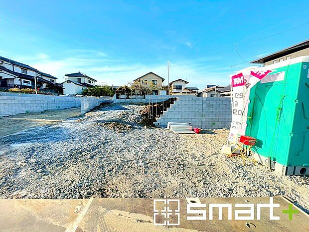 〜ご家族を守る「耐震等級3」〜 ・住宅性能評価において「耐震等級3」を取得。地震に強い家であることが証明されております。 ・倒壊の恐れが低くなりますので、地震保険が半額になるメリットも。 