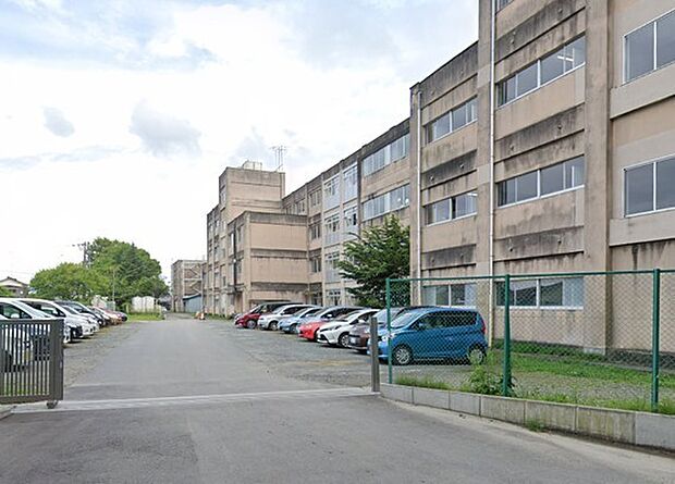 いわき市立錦小学校（1300m）