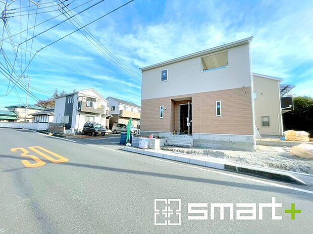 〜周辺環境もご案内いたします〜 ・建物自体ももちろん大切ですが、暮らしていく上でとても大切な周辺環境。 ・ご見学時に周辺環境も併せてご案内させていただきますので、お気軽にご相談ください。