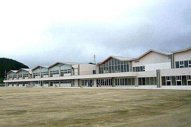 北茨城市立磯原中学校（1900m）