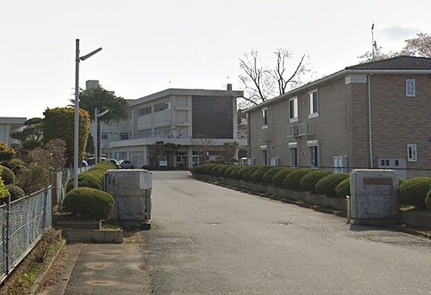 常陸太田市立瑞竜中学校(1300m)