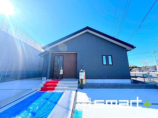 ~資金計画もお任せください~ ・ご見学はもちろん、住宅ローンなど資金面のご相談だけでもお気軽にどうぞ。 ・プロのアドバイザーがお客様にとって最適なプランをご提案させていただきます。