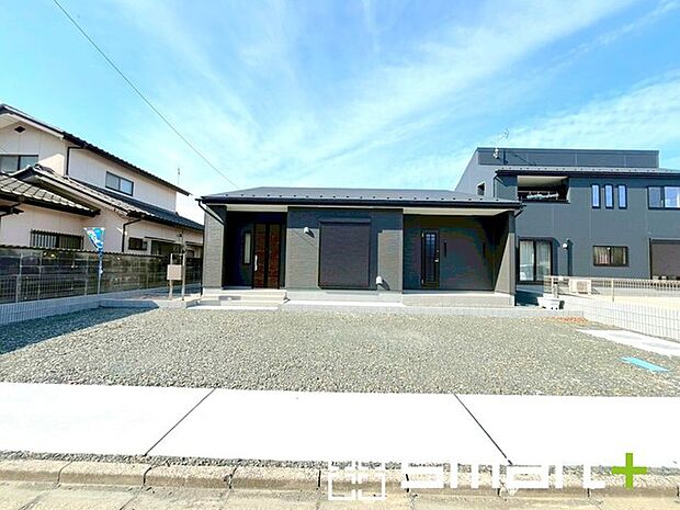 ～地盤調査も実施済み～ ・建物建築前に地盤調査もしておりますので、安心して永くお住まいいただける住宅です。 ・アフターサービスも充実しておりますので、詳細はぜひお問合せくださいませ。 