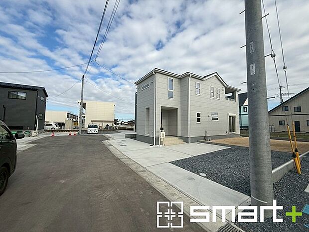 〜周辺環境もご案内いたします〜 ・建物自体ももちろん大切ですが、暮らしていく上でとても大切な周辺環境。 ・ご見学時に周辺環境も併せてご案内させていただきますので、お気軽にご相談ください。 