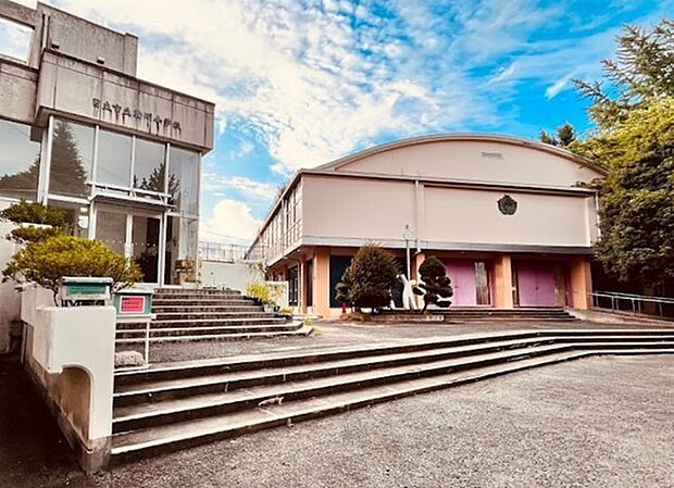 日立市立助川小学校(450m)