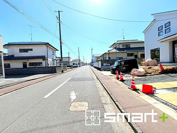 ~資金計画もお任せください~ ・ご見学はもちろん、住宅ローンなど資金面のご相談だけでもお気軽にどうぞ。 ・プロのアドバイザーがお客様にとって最適なプランをご提案させていただきます。