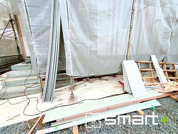 ~風にも強い強靭な建物~ ・住宅性能評価において「耐風等級2」を取得。 ・大型の台風など暴風にも耐える、強靭な建物となっております。