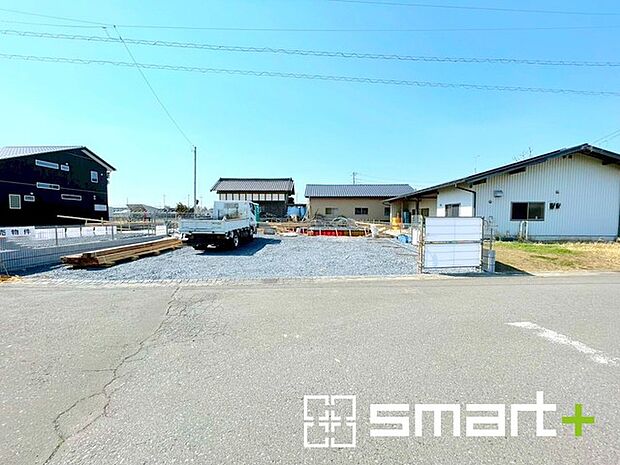 ~完成物件もご案内可能~ ・ご案内時には実際の立地に加え、同メーカー・同仕様の完成物件もご案内可能です。 ・ぜひ現地と建物をご覧いただき、具体的にイメージしてみてくださいませ。