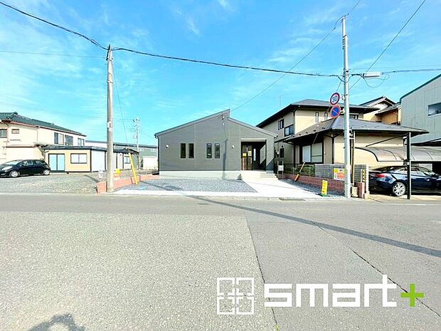 ~周辺環境もご案内いたします~ ・建物自体ももちろん大切ですが、暮らしていく上でとても大切な周辺環境。 ・ご見学時に周辺環境も併せてご案内させていただきますので、お気軽にご相談ください。