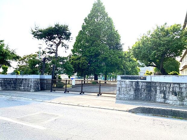 水戸市立第五中学校(1100m)