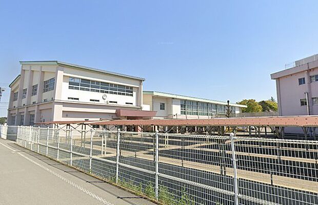 小美玉市立美野里中学校(5900m)