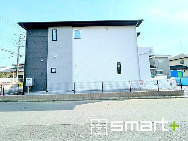 ～資金計画もお任せください～ ・ご見学はもちろん、住宅ローンなど資金面のご相談だけでもお気軽にどうぞ。 ・プロのアドバイザーがお客様にとって最適なプランをご提案させていただきます。 