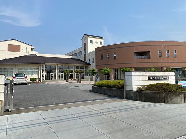 水戸市立第三中学校（2000m）