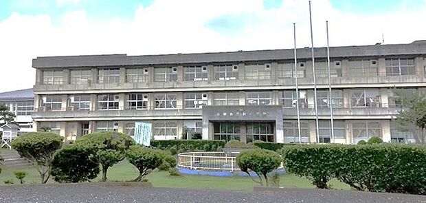 石岡市立林小学校(2720m)
