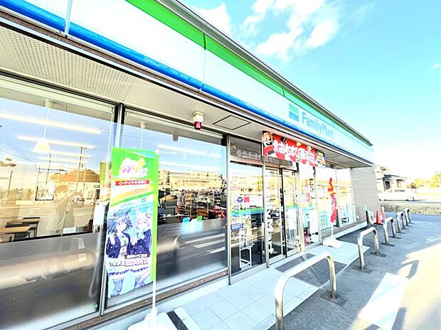 ファミリーマート石岡駅東口店(500m)