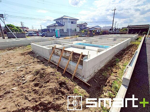 ~ご家族を守る「耐震等級3」~ ・住宅性能評価において「耐震等級3」を取得。地震に強い家であることが証明されております。 ・倒壊の恐れが低くなりますので、地震保険が半額になるメリットも。