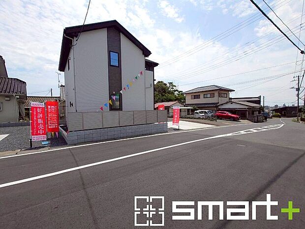 ~周辺環境もご案内いたします~ ・建物自体ももちろん大切ですが、暮らしていく上でとても大切な周辺環境。 ・ご見学時に周辺環境も併せてご案内させていただきますので、お気軽にご相談ください。