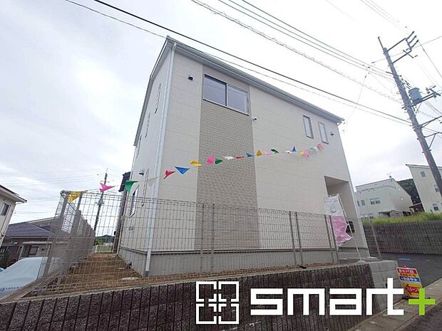 ～ご家族を守る「耐震等級3」～ ・住宅性能評価において「耐震等級3」を取得。地震に強い家であることが証明されております。 ・倒壊の恐れが低くなりますので、地震保険が半額になるメリットも。 