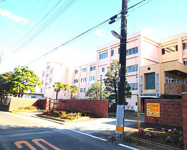 浜田小学校(180m)