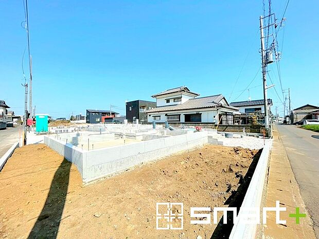 ~ご家族を守る「耐震等級3」~ ・住宅性能評価において「耐震等級3」を取得。地震に強い家であることが証明されております。 ・倒壊の恐れが低くなりますので、地震保険が半額になるメリットも。