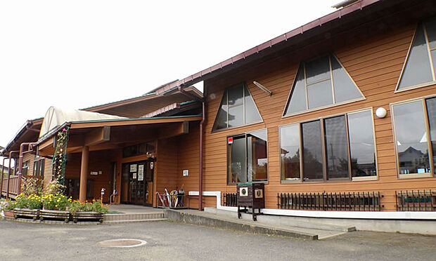菅谷保育所（1400m）