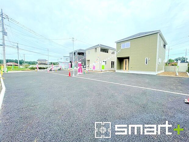 ～資金計画もお任せください～ ・ご見学はもちろん、住宅ローンなど資金面のご相談だけでもお気軽にどうぞ。 ・プロのアドバイザーがお客様にとって最適なプランをご提案させていただきます。 