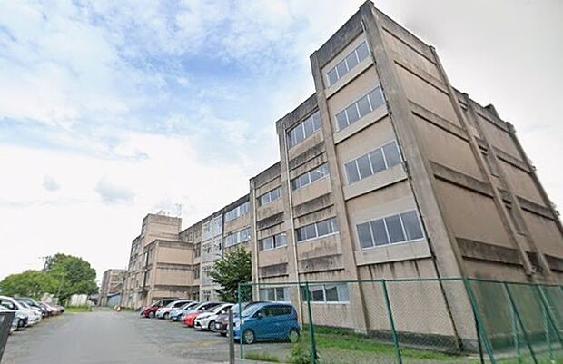 いわき市立錦小学校(1700m)